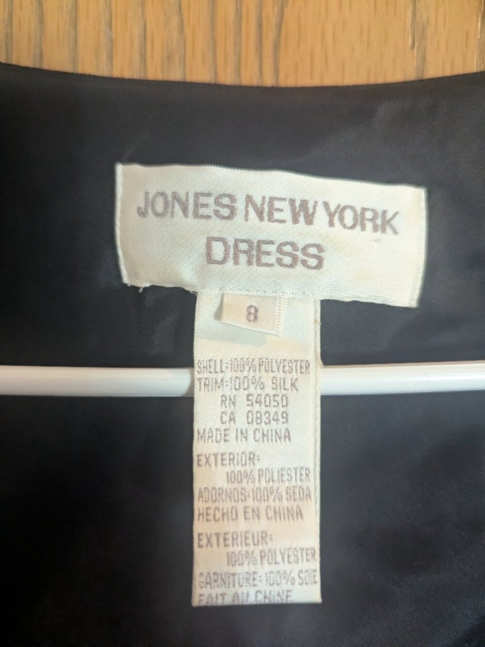 Jones New York Scoop Neck Cap Sleeve Fit and Flare Godet Dress Silk Trim Black-8 - Picture 2 of 7